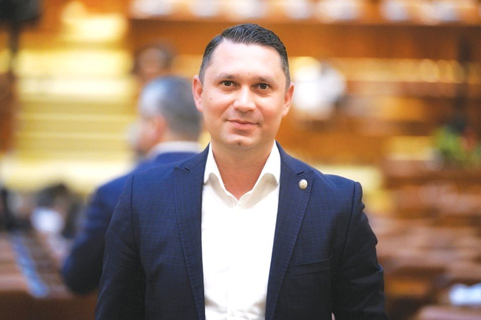 În Parlament, 2026